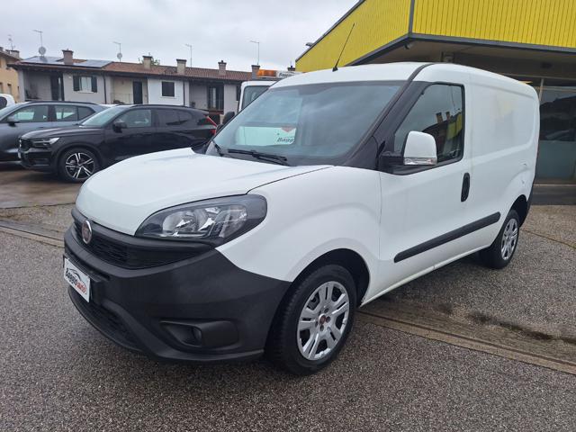 FIAT Doblo Bianco pastello