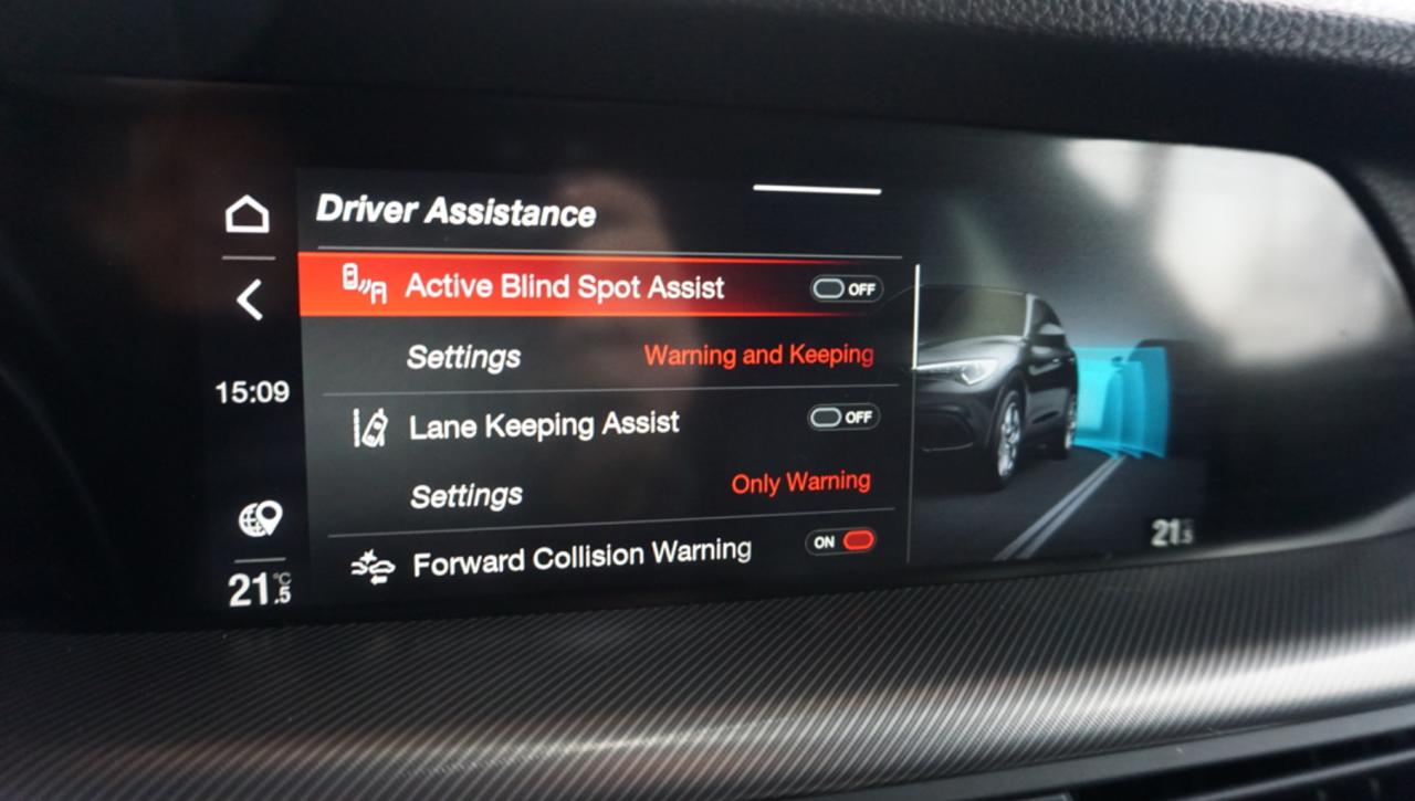 ALFA ROMEO Stelvio 2.2 Turbodiesel 210 CV AT8 Q4 Veloce - 28