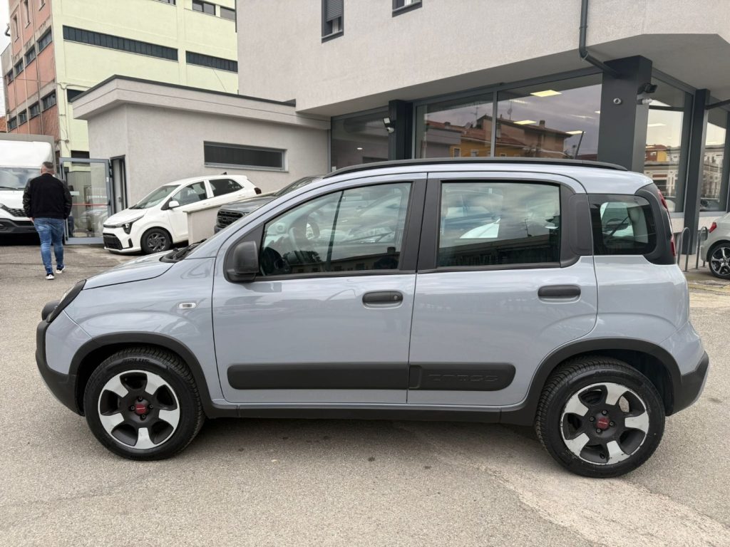 FIAT Panda 1.0 FireFly S&S Hybrid City Cross - 3