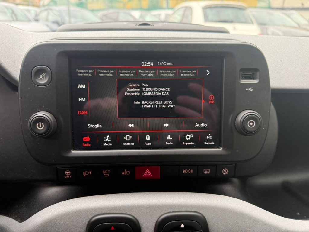 FIAT Panda 1.0 FireFly S&S Hybrid City Cross - 19