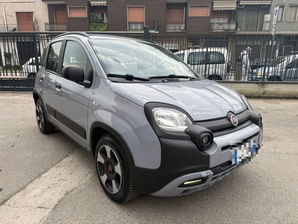 FIAT Panda 1.0 FireFly S&S Hybrid City Cross - 4