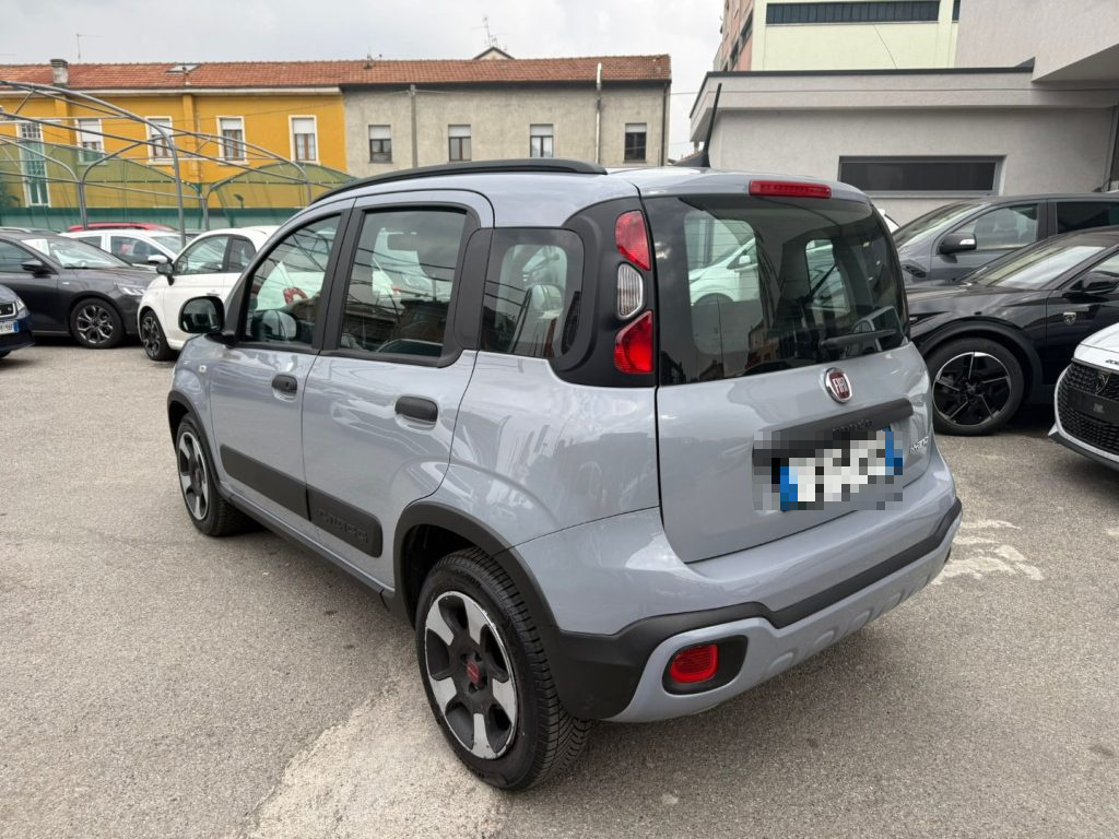 FIAT Panda 1.0 FireFly S&S Hybrid City Cross - 2