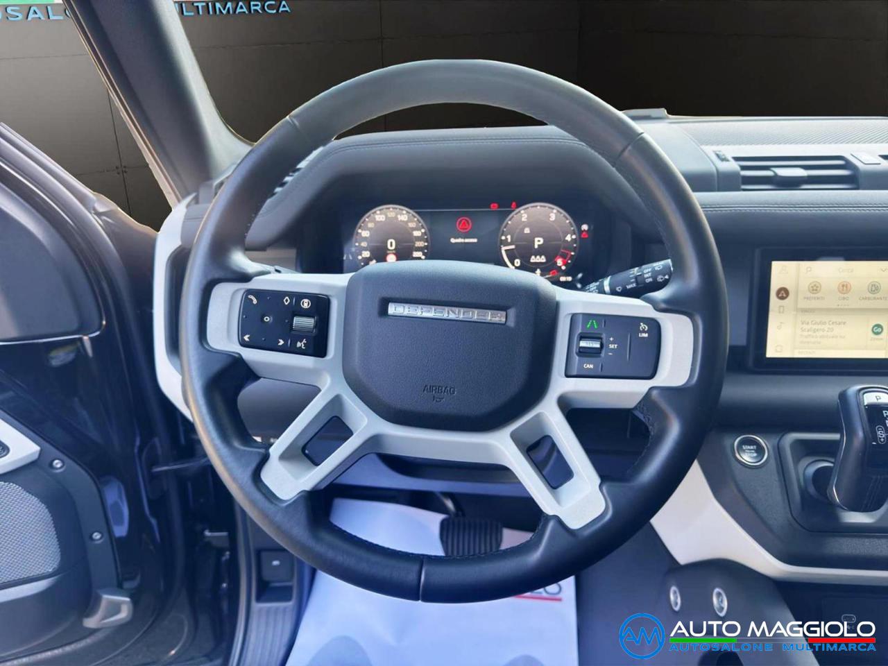 LAND ROVER Defender 110 3.0D I6 200 CV AWD Auto SE AUTOCARRO N1 - 14