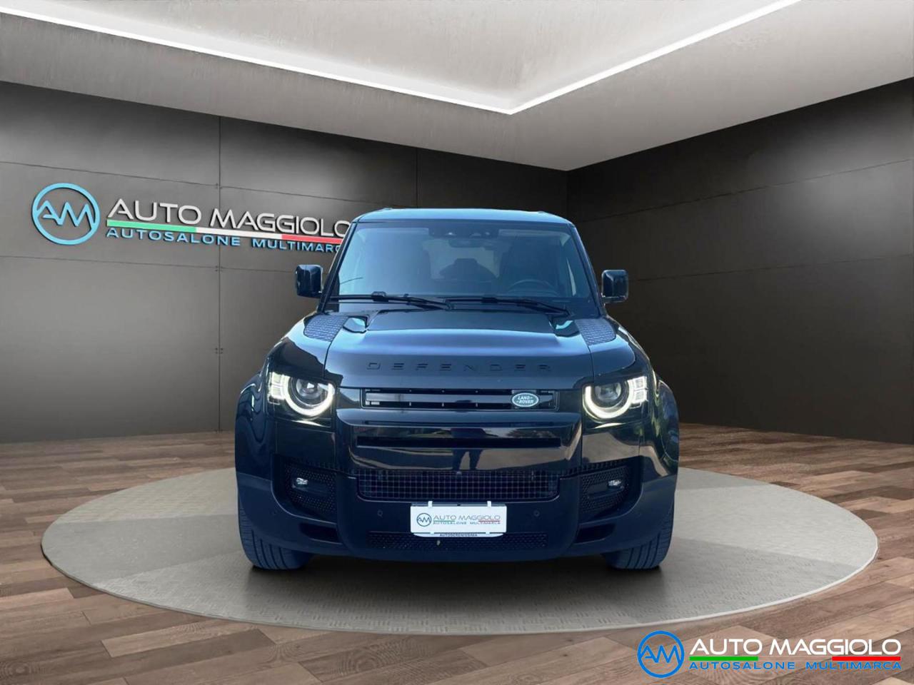 LAND ROVER Defender 110 3.0D I6 200 CV AWD Auto SE AUTOCARRO N1 - 2