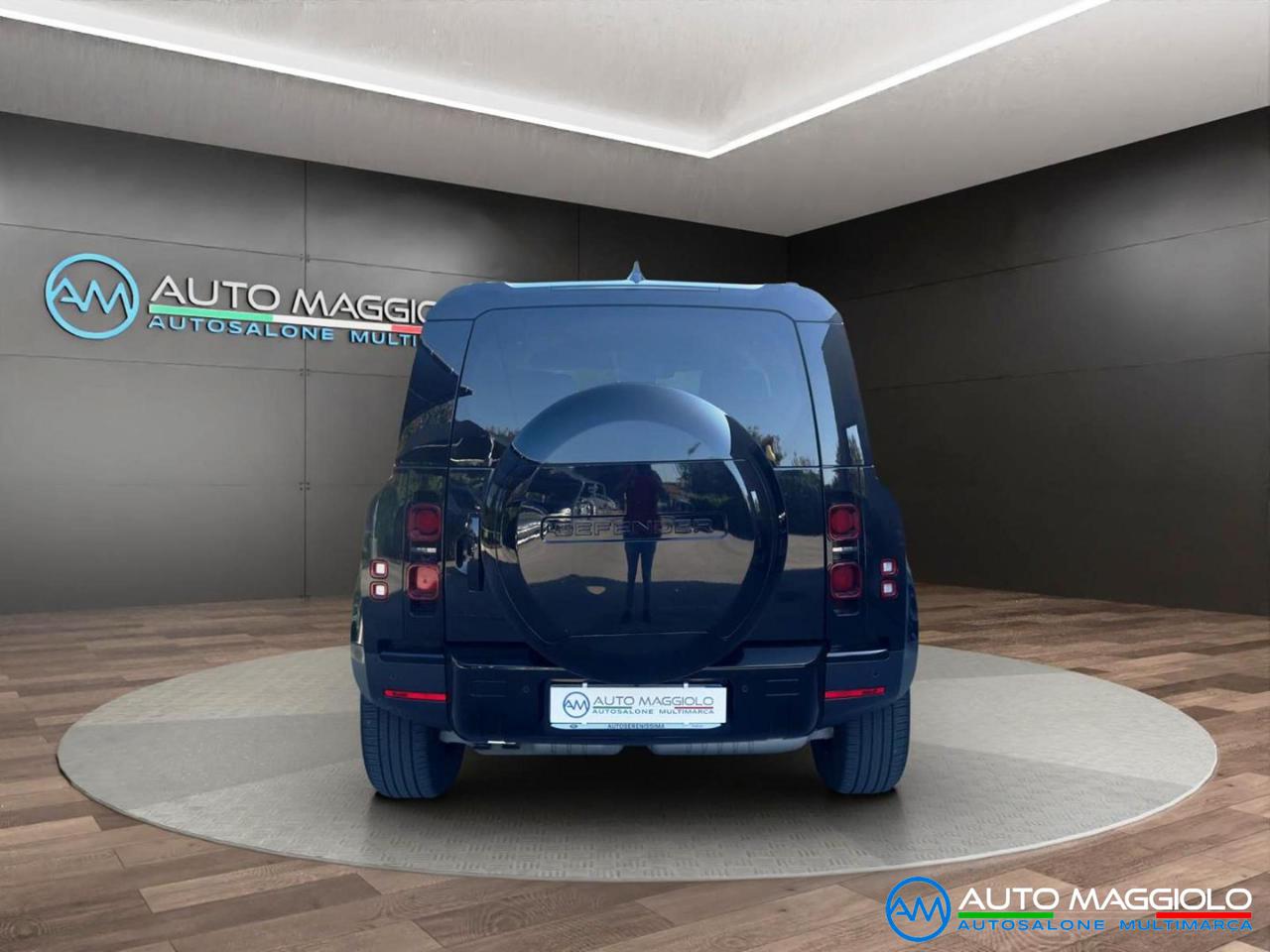 LAND ROVER Defender 110 3.0D I6 200 CV AWD Auto SE AUTOCARRO N1 - 6