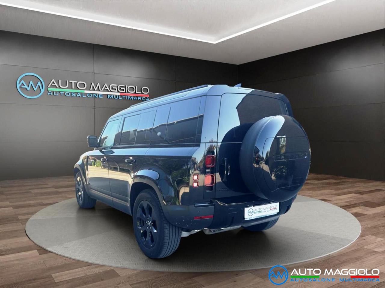 LAND ROVER Defender 110 3.0D I6 200 CV AWD Auto SE AUTOCARRO N1 - 7