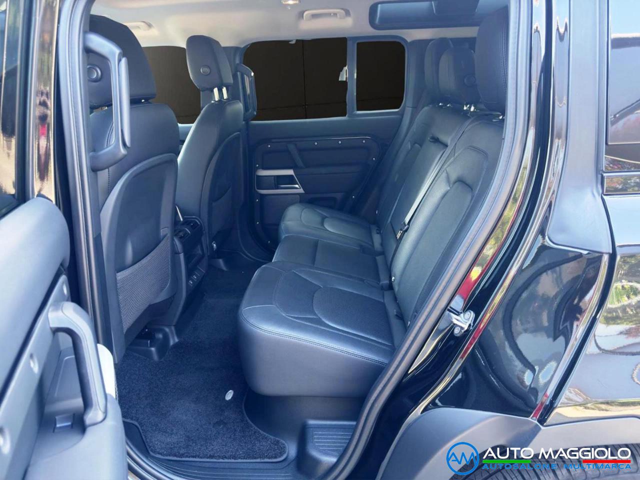 LAND ROVER Defender 110 3.0D I6 200 CV AWD Auto SE AUTOCARRO N1 - 12