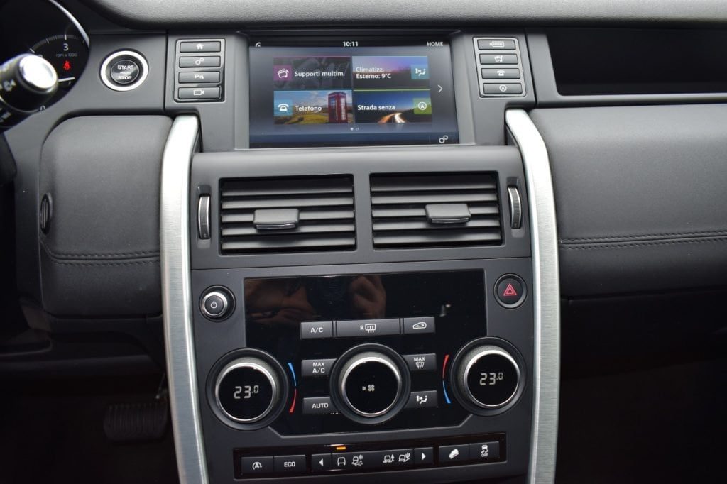 LAND ROVER Discovery Sport 2.0 TD4 150 CV AWD Auto SE - 16