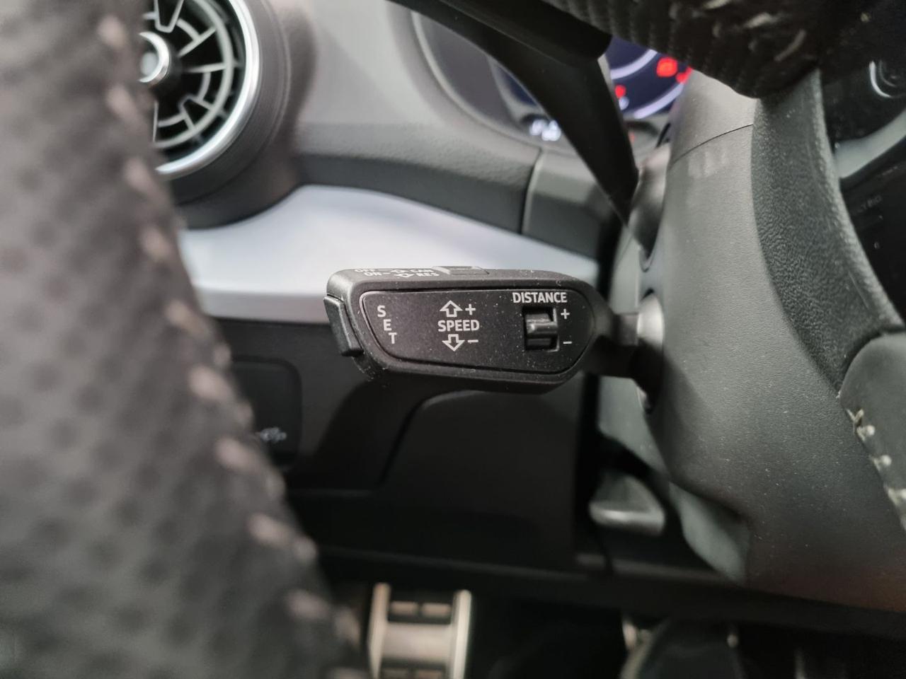 AUDI Q2 35 TFSI S tronic S line Edition - 19