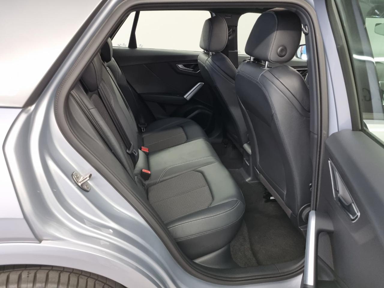 AUDI Q2 35 TFSI S tronic S line Edition - 10