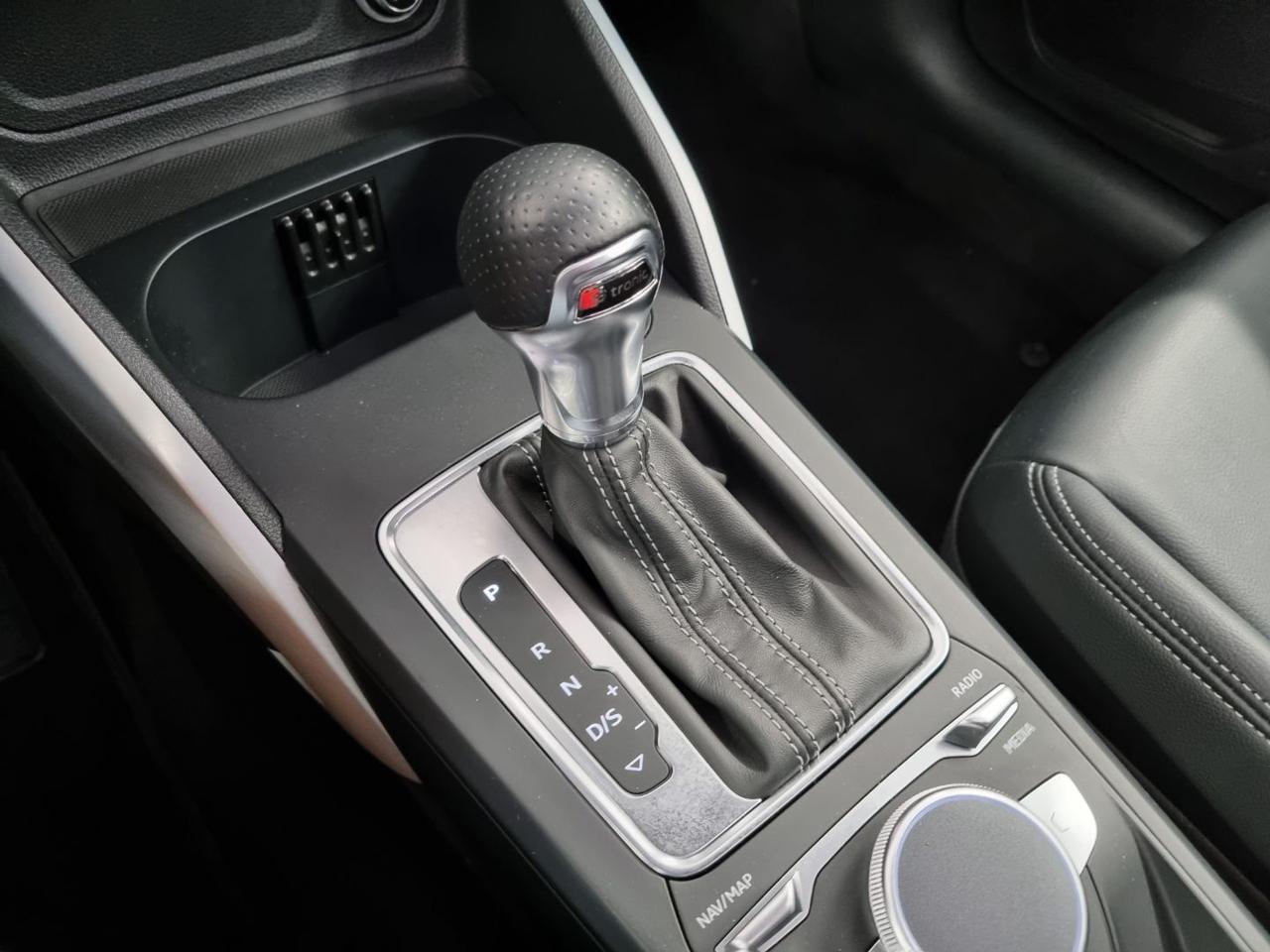 AUDI Q2 35 TFSI S tronic S line Edition - 14