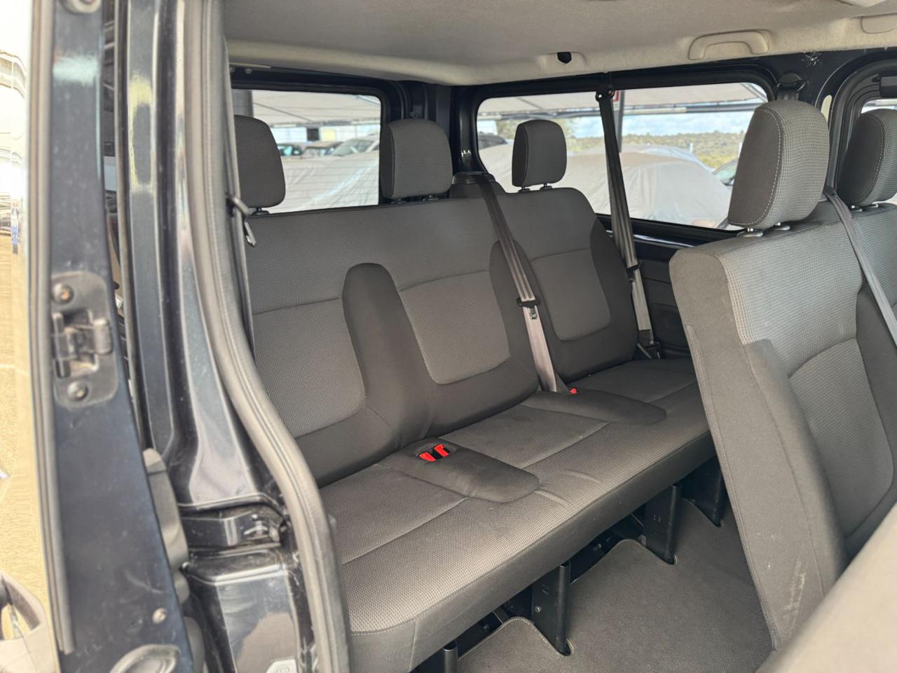 RENAULT Trafic BluedCi 110CV 9 posti PL-TN Intens - 11