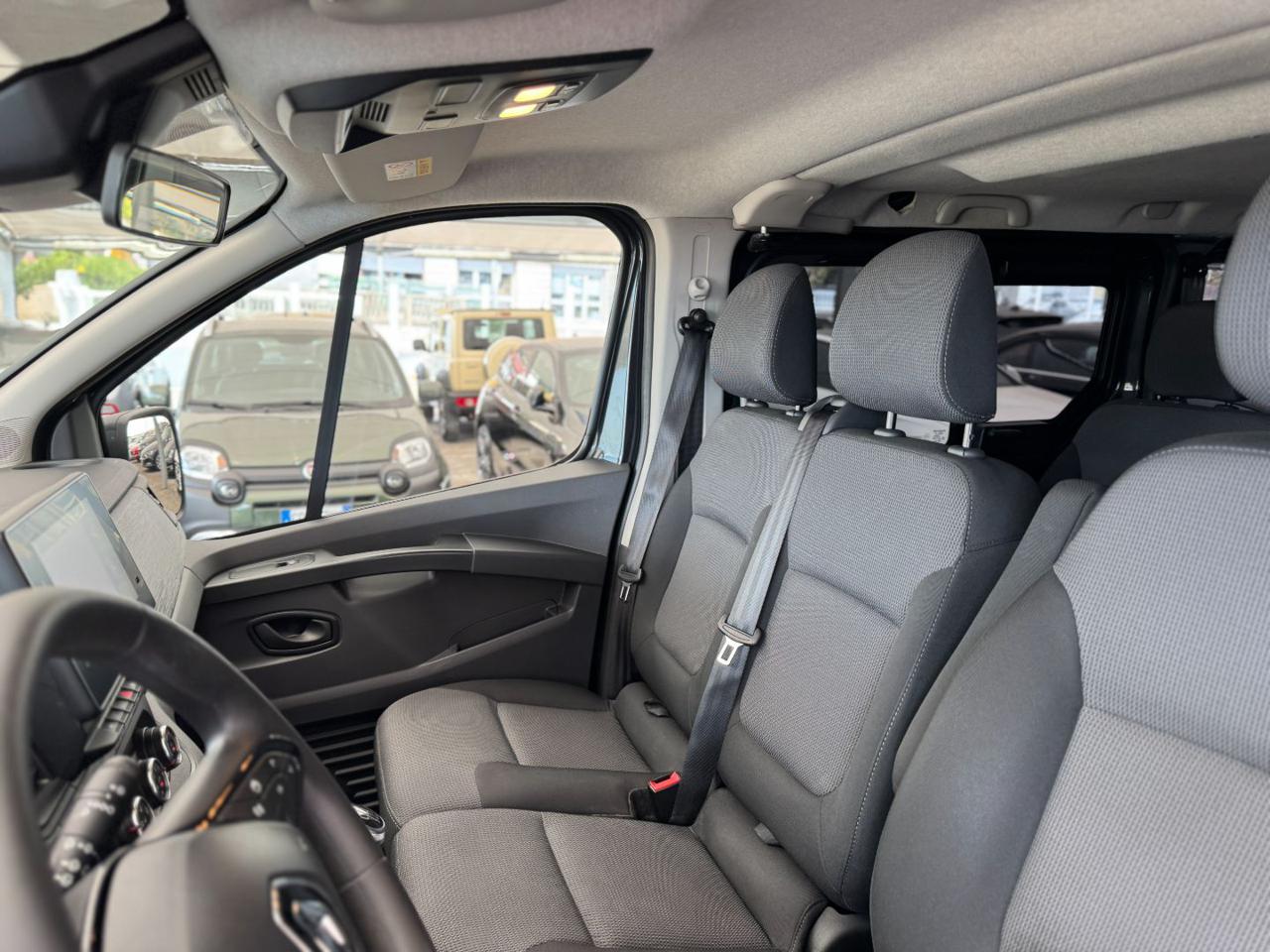 RENAULT Trafic BluedCi 110CV 9 posti PL-TN Intens - 8