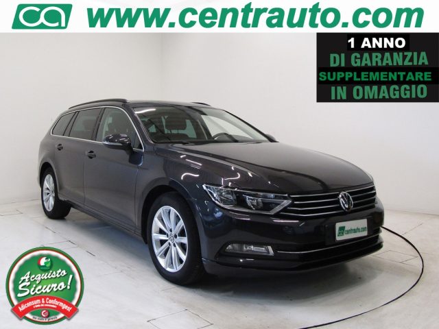 VOLKSWAGEN Passat Variant Grigio metallizzato