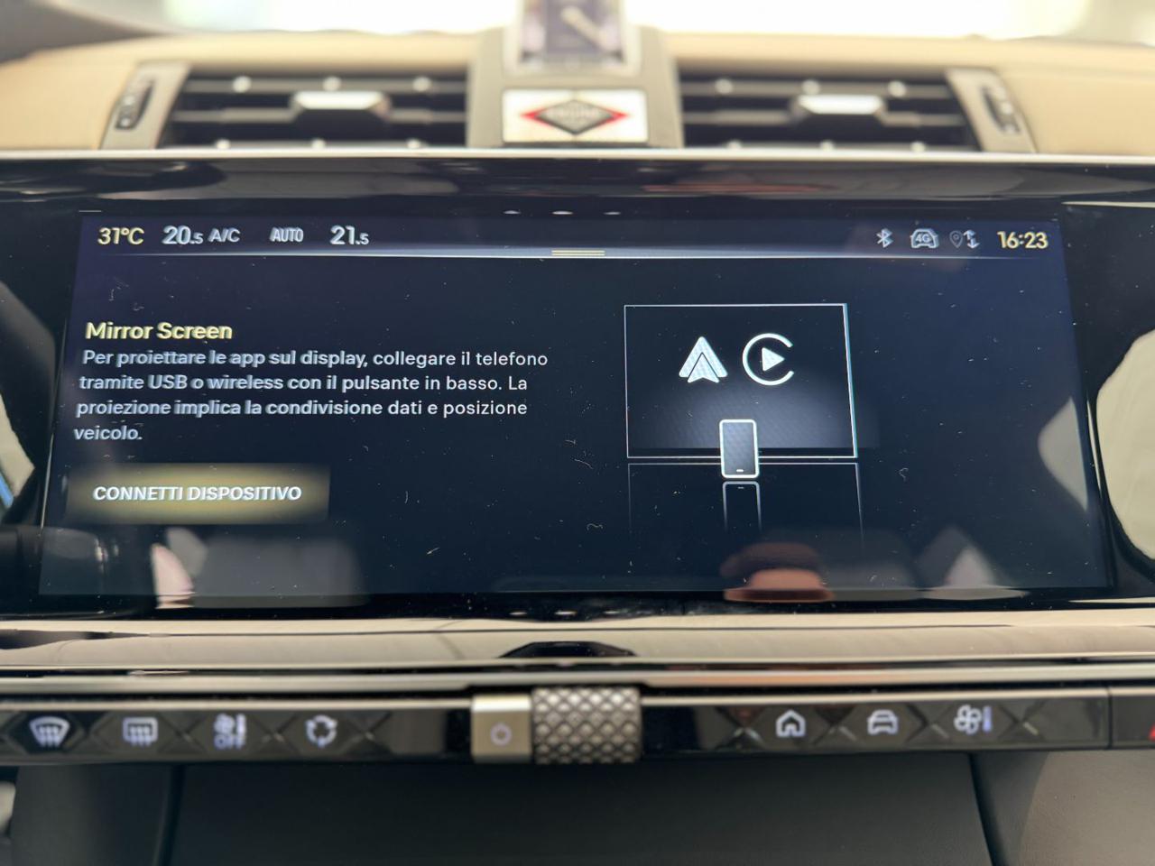 DS AUTOMOBILES DS 7 BlueHDi 130cv Esprit de Voyage (Pelle Beige/Full) - 21