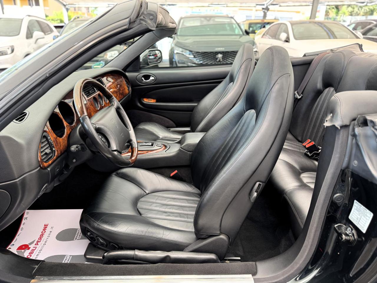 JAGUAR XK8 4.0i V8 Convertibile - 6