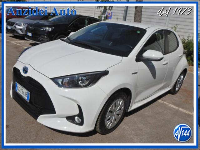 TOYOTA Yaris Bianco pastello