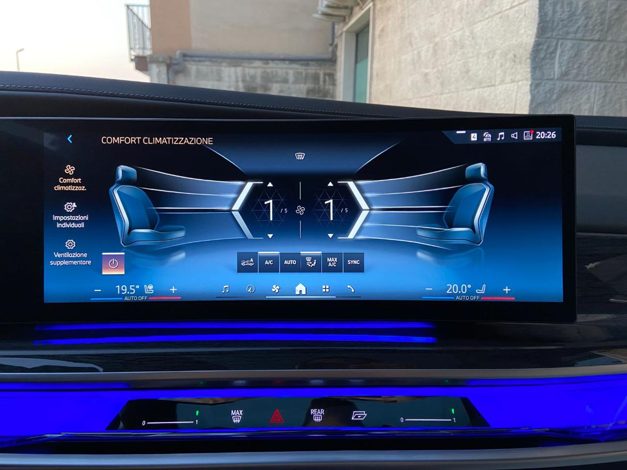 BMW 740 d xDrive Msport CON SOLI 3954 KM. - 51