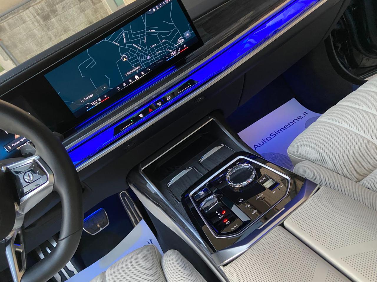 BMW 740 d xDrive Msport CON SOLI 3954 KM. - 34