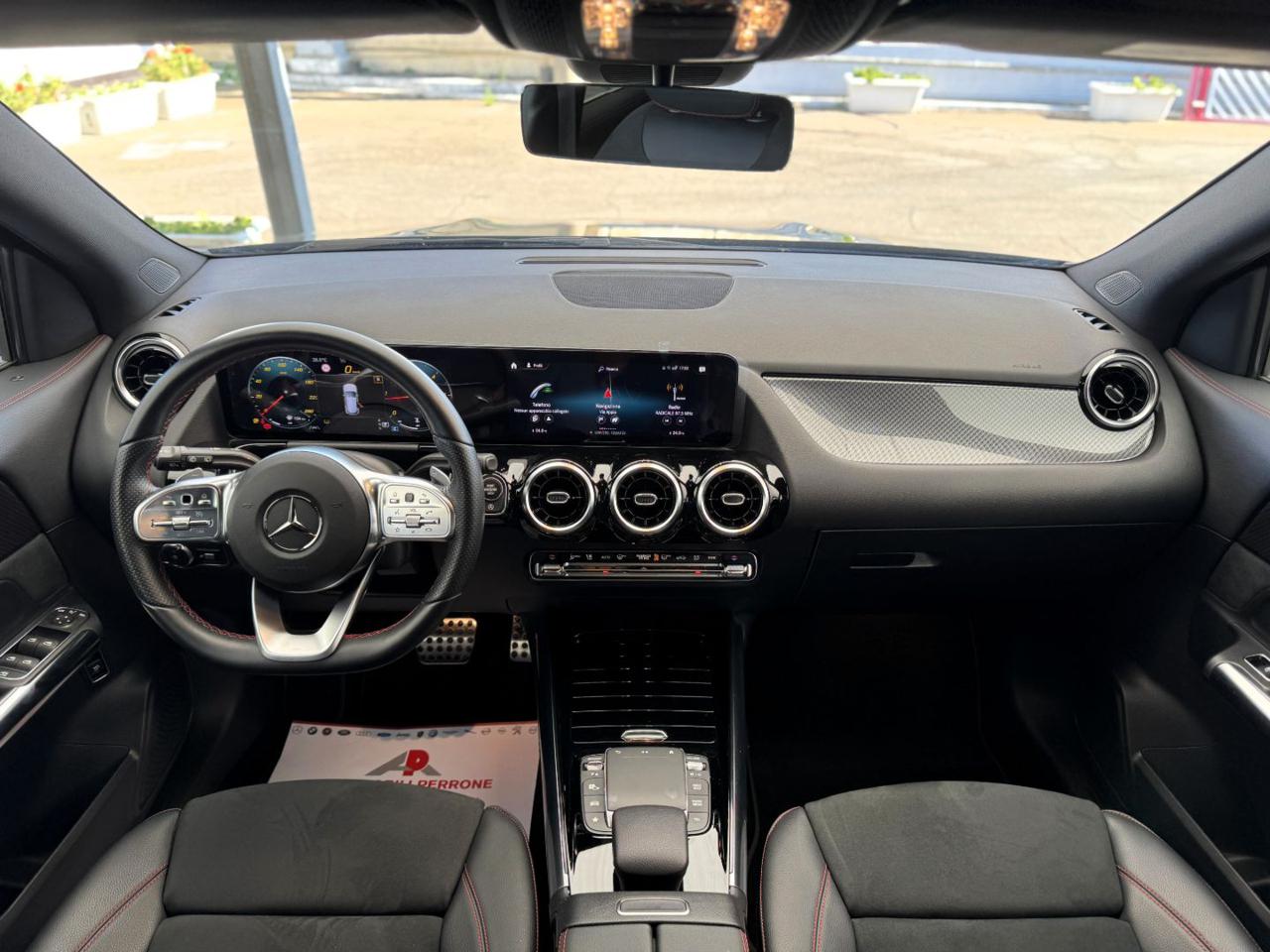 MERCEDES-BENZ GLA 200 d Automatic Premium AMG - 8