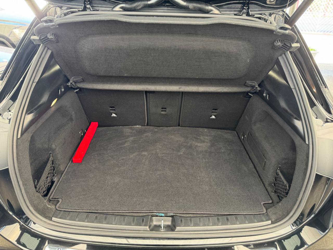 MERCEDES-BENZ GLA 200 d Automatic Premium AMG - 29