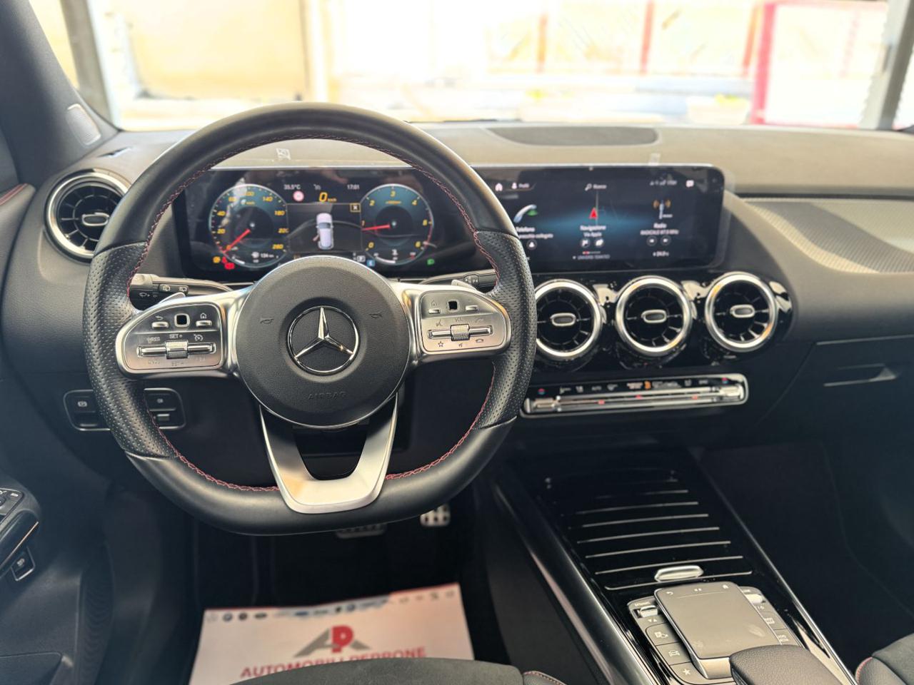 MERCEDES-BENZ GLA 200 d Automatic Premium AMG - 9