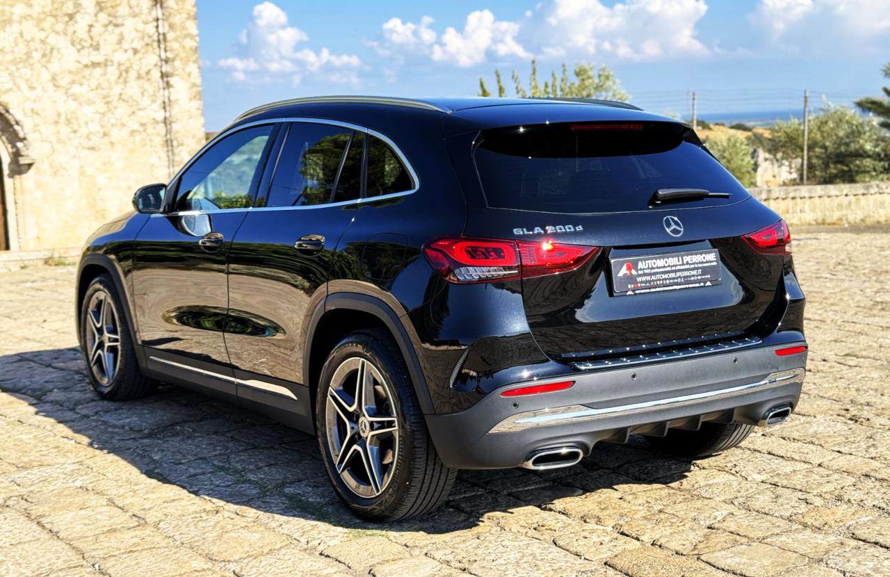 MERCEDES-BENZ GLA 200 d Automatic Premium AMG - 13