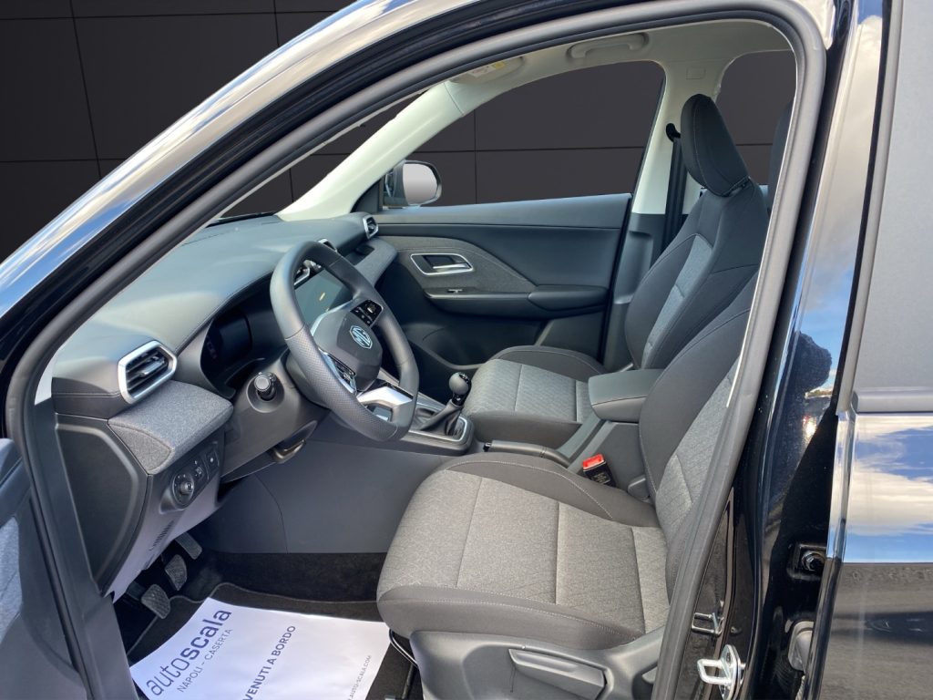 MG ZS 1.5 Standard - 9