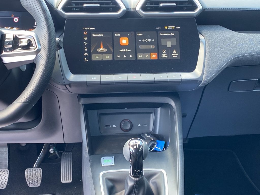 MG ZS 1.5 Standard - 16