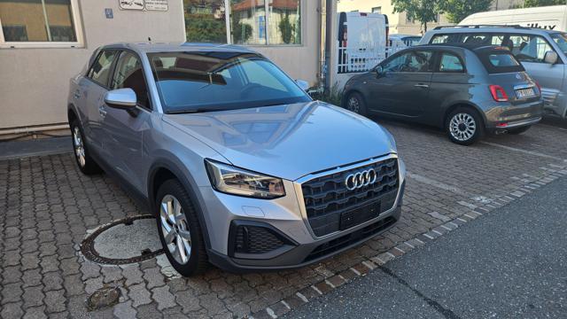 AUDI Q2 Argento metallizzato