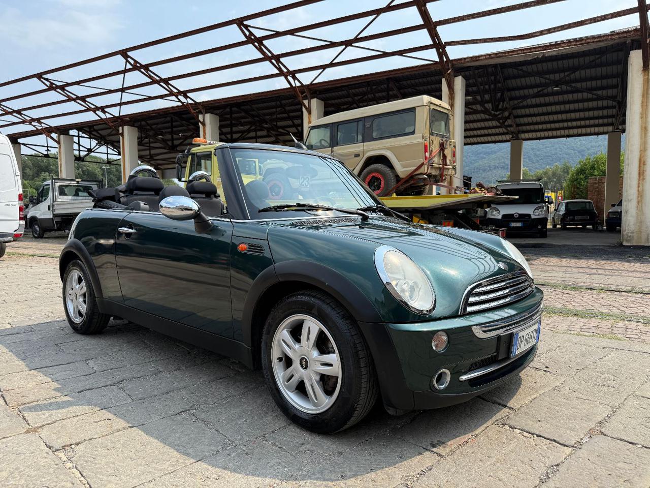 MINI Cabrio Mini 1.6 16V Cooper Cabrio - 2