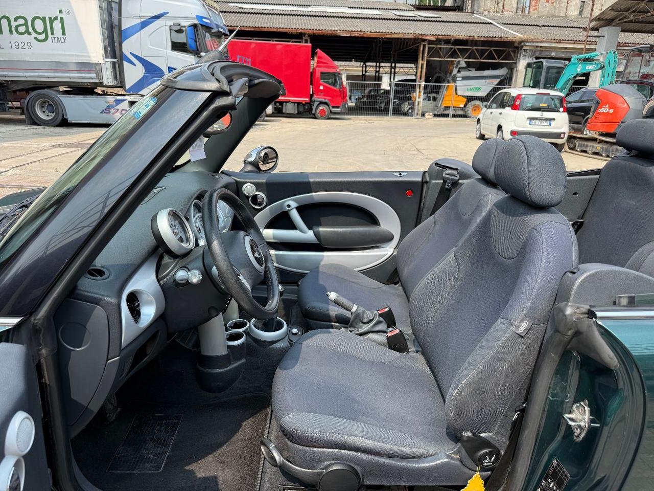 MINI Cabrio Mini 1.6 16V Cooper Cabrio - 11