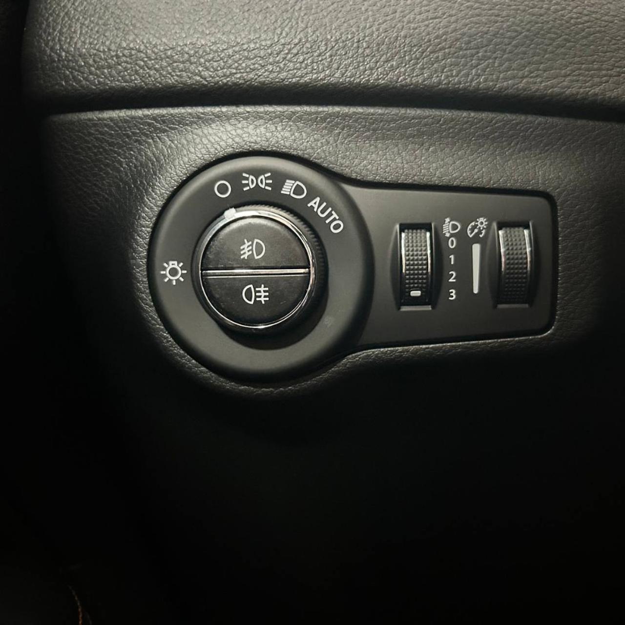 JEEP Compass 2.0 Multijet II aut. 4WD Limited - 33