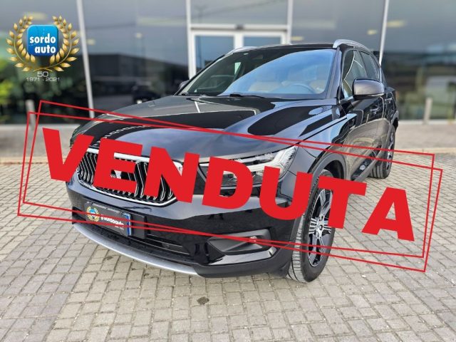 VOLVO XC40 Nero metallizzato