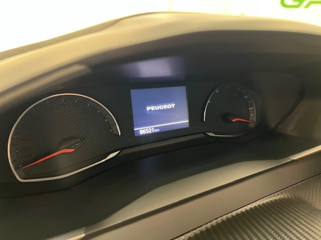 PEUGEOT 208 II 2019 -  1.2 puretech Active Pack s&s 75cv - 8