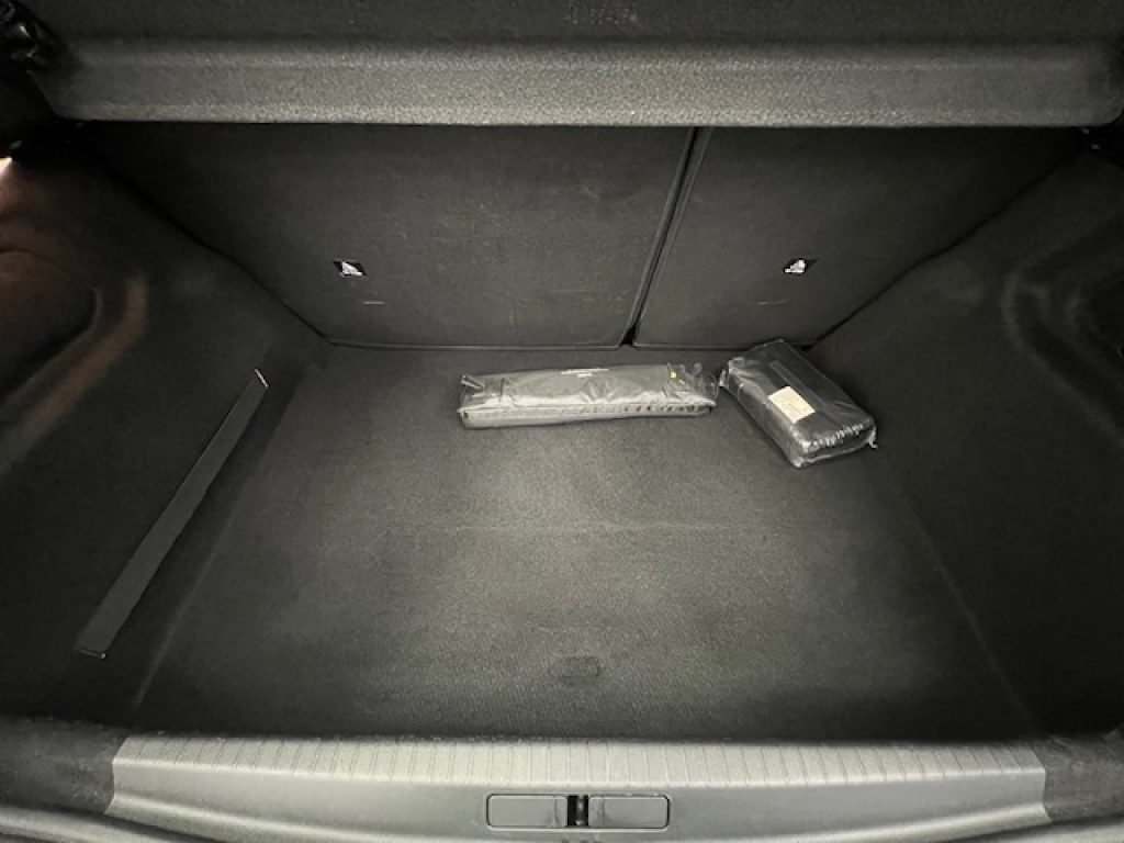 PEUGEOT 208 II 2019 -  1.2 puretech Active Pack s&s 75cv - 17