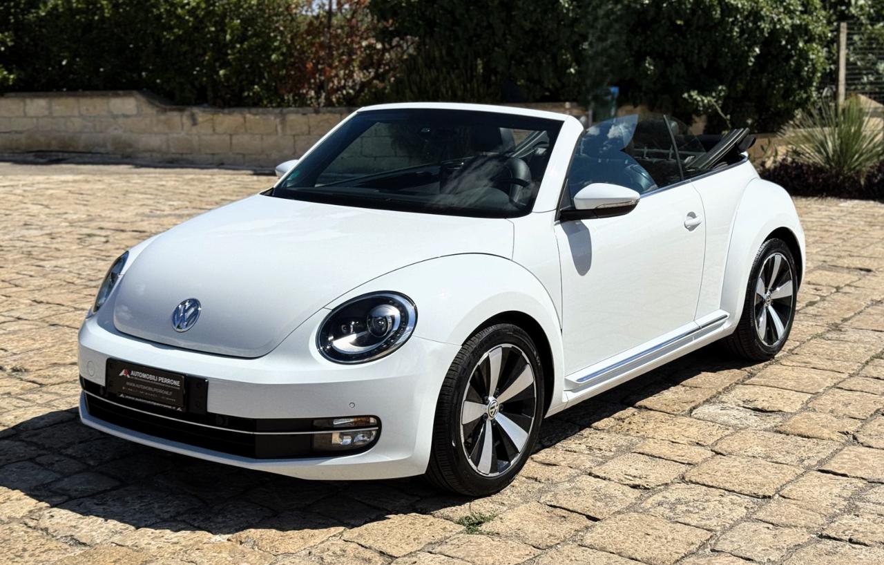 VOLKSWAGEN Maggiolino Cabrio 1.6 TDI DSG Exclusive Sport - 27