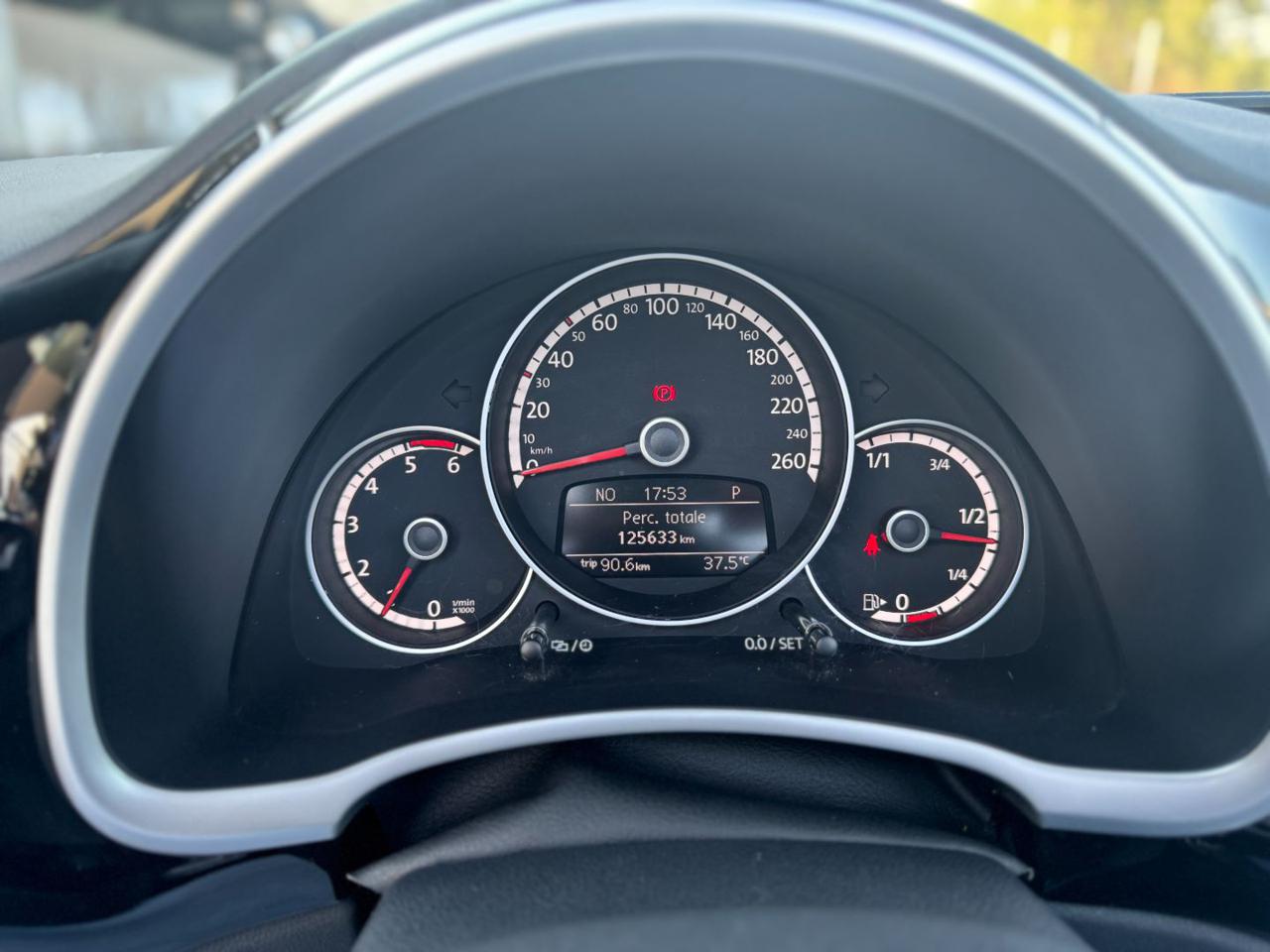 VOLKSWAGEN Maggiolino Cabrio 1.6 TDI DSG Exclusive Sport - 13