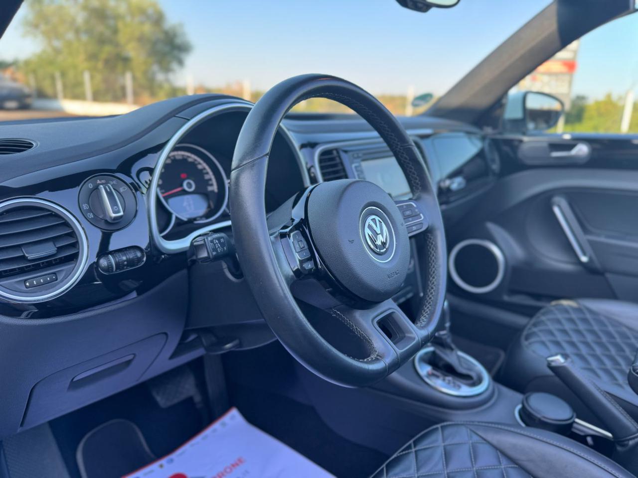 VOLKSWAGEN Maggiolino Cabrio 1.6 TDI DSG Exclusive Sport - 21
