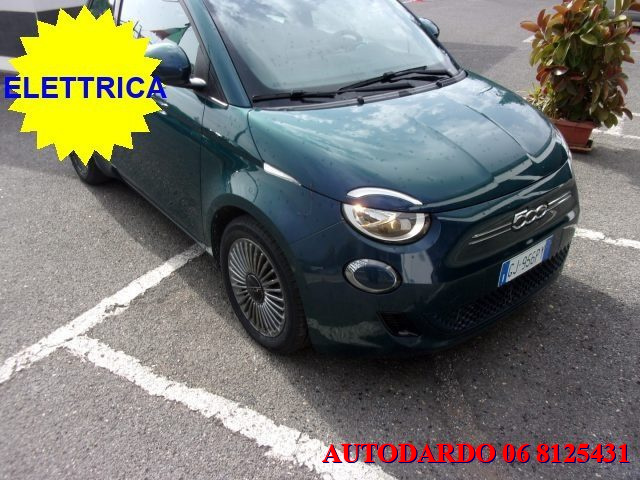 FIAT 500e Blu metallizzato