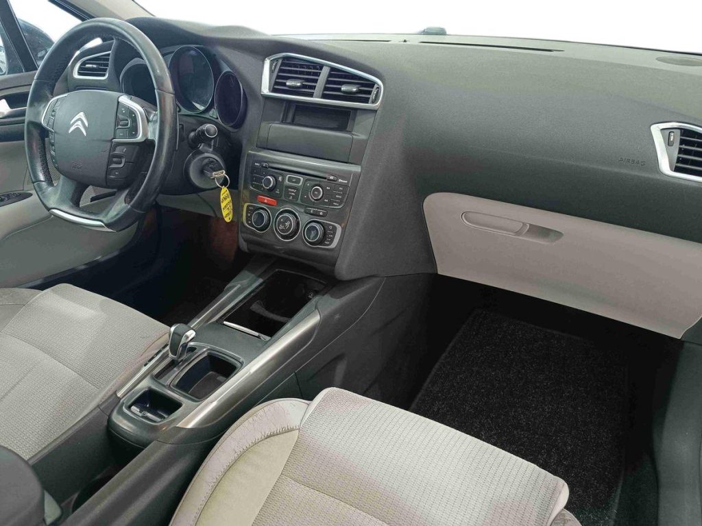 CITROEN C4 1.6 e-HDi 110 airdream CMP6 Exclusive - 9