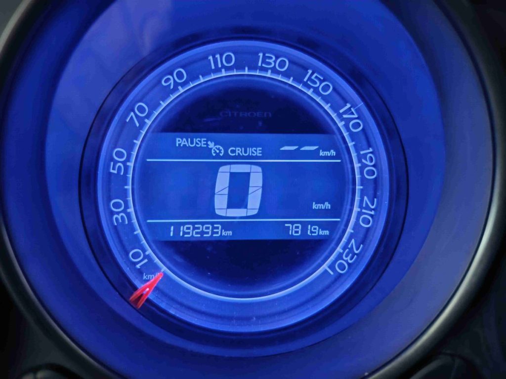 CITROEN C4 1.6 e-HDi 110 airdream CMP6 Exclusive - 15