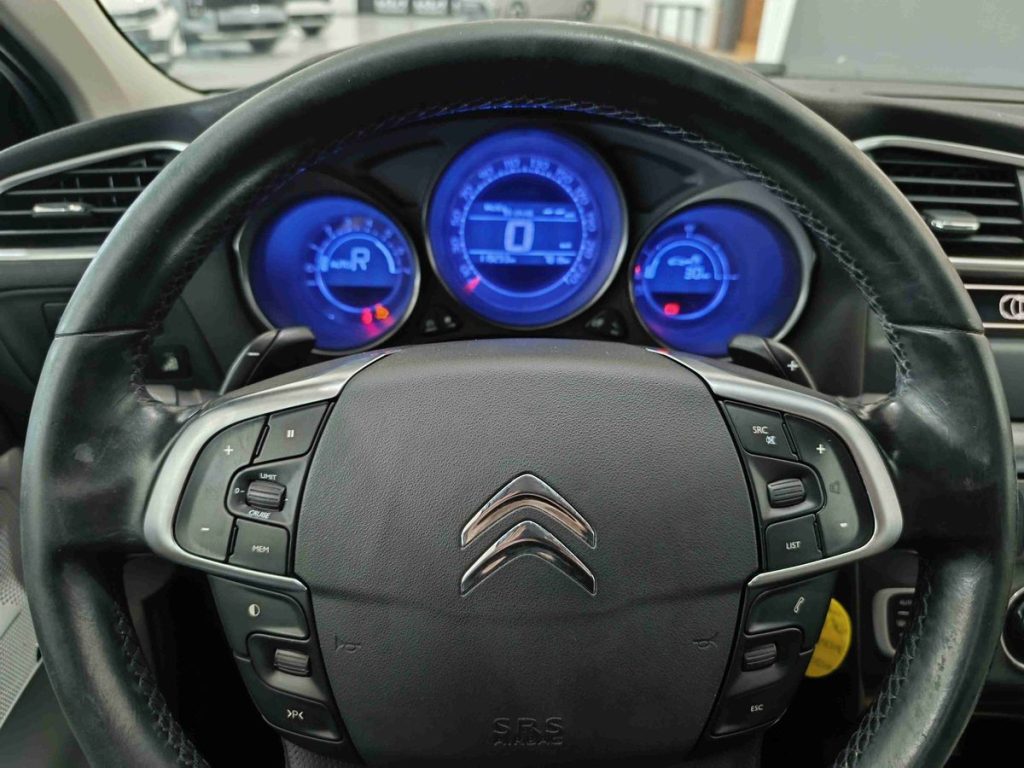 CITROEN C4 1.6 e-HDi 110 airdream CMP6 Exclusive - 17