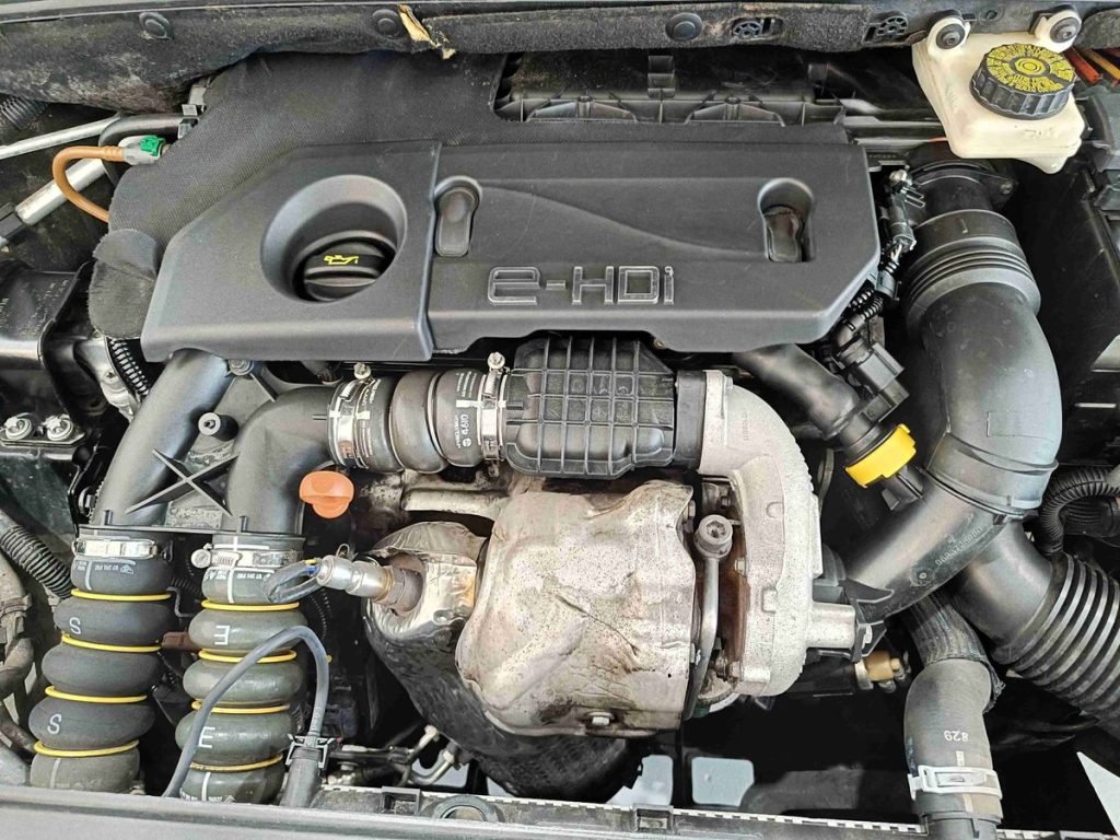 CITROEN C4 1.6 e-HDi 110 airdream CMP6 Exclusive - 20