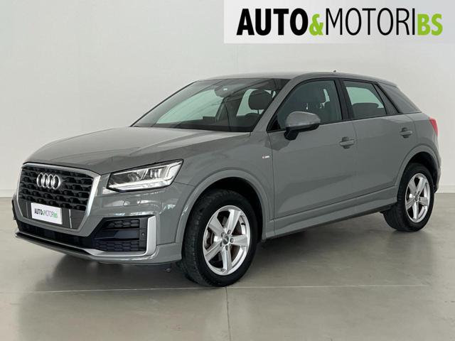 AUDI Q2 Grigio pastello