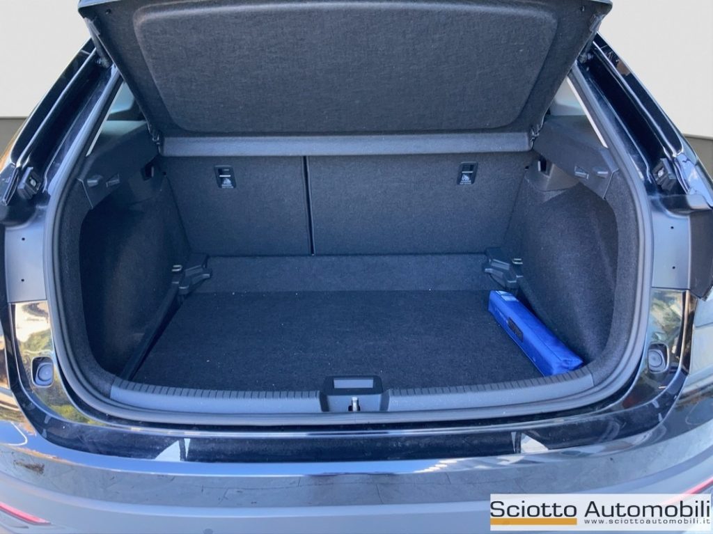 VOLKSWAGEN Taigo 1.0 TSI 110 CV Life - 16