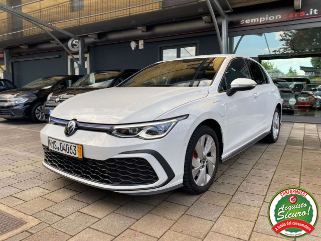 VOLKSWAGEN Golf Bianco pastello