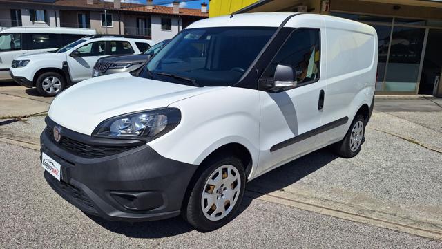 FIAT Doblo Bianco pastello