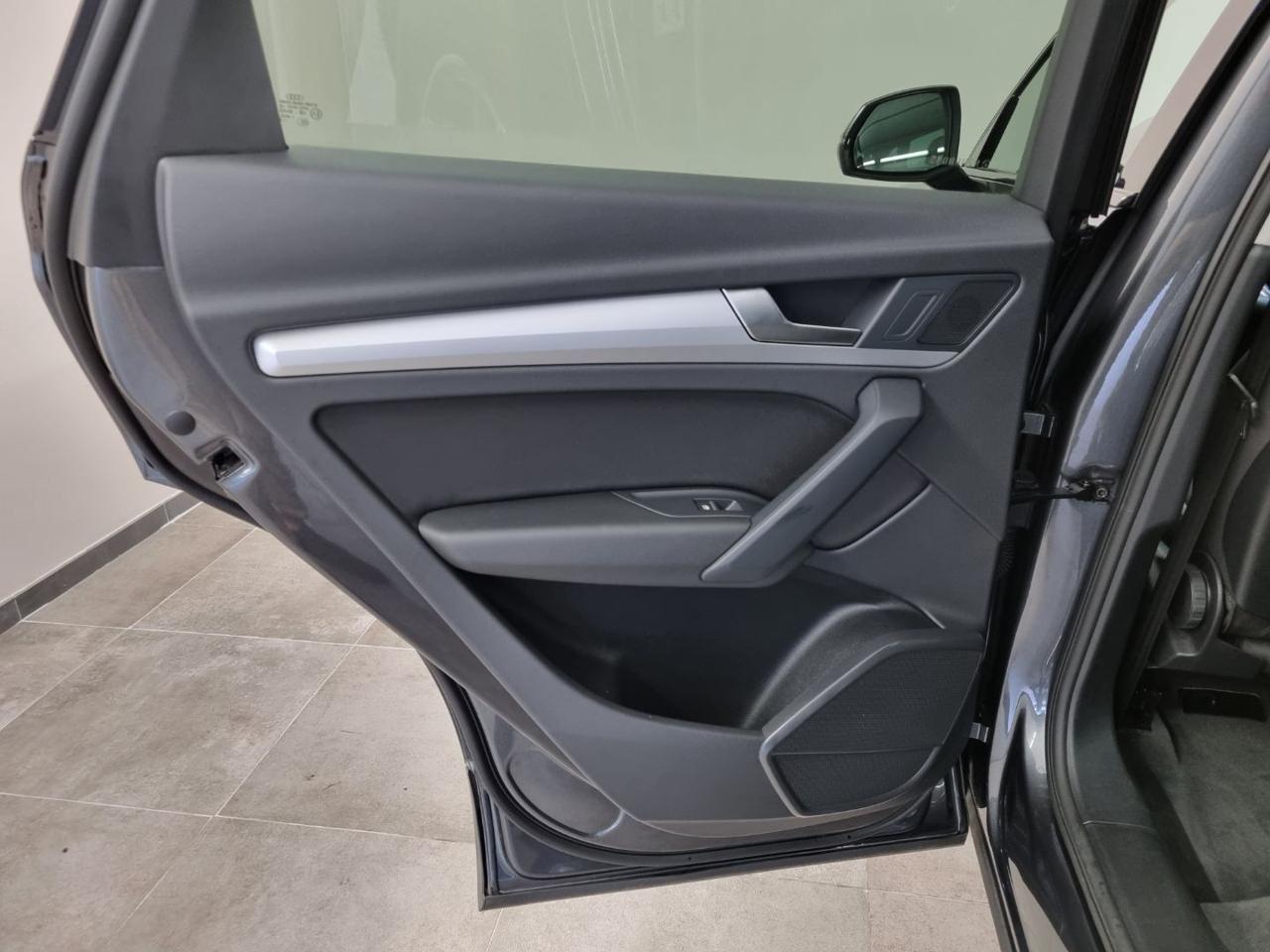 AUDI Q5 50 TFSI e quattro S tronic S line s-line - 31