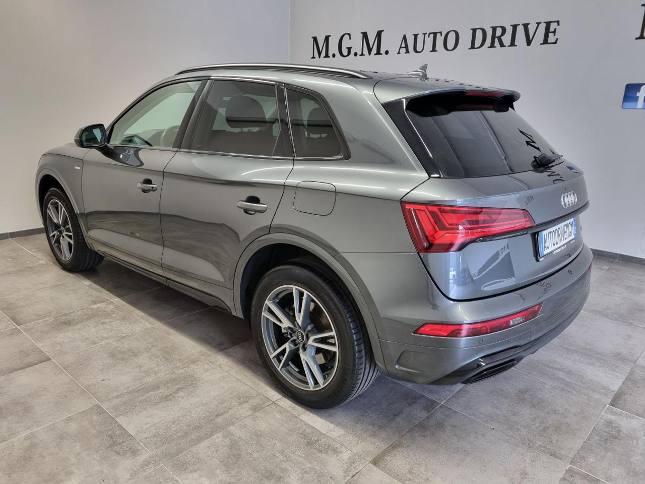 AUDI Q5 50 TFSI e quattro S tronic S line s-line - 29